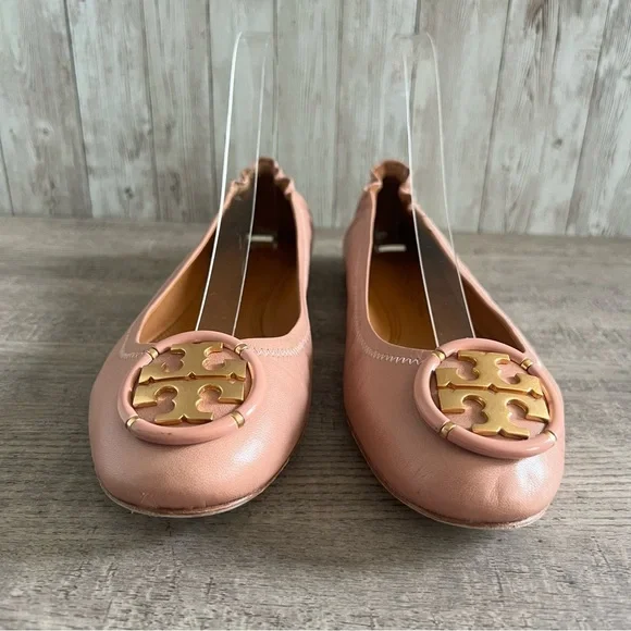 Tory Burch Blush Pink Flats with Gold Logo 8.5 - Picture 2 of 8